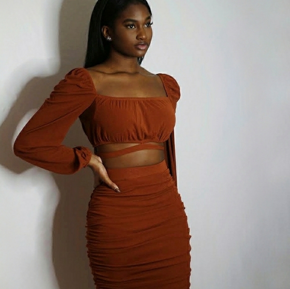 Two Piece Skirt Set - Picture 3 of 4